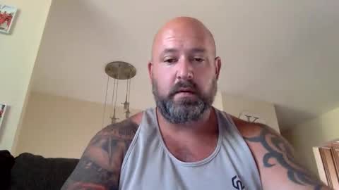 Snapshot of shyguy887 chatting on 10.01.25 shyguy887 online show from 10.01.25