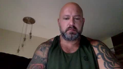 Snapshot of shyguy887 chatting on 10.06.25 shyguy887 online show from 10.06.25