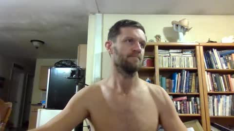 Snapshot of shyguy9387 chatting on 03.06.25 shyguy9387 online show from 03.06.25