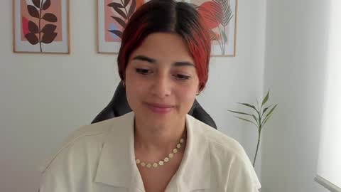 Snapshot of shylittlebunny chatting on 12.30.24 shylittlebunny online show from 12.30.24