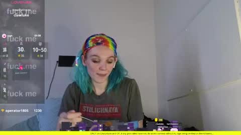 Snapshot of shyohiogirl chatting on 06.07.26 Hippie online show from 06.07.26
