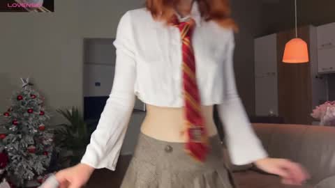 Snapshot of shyrubate chatting on 01.19.25 Aurora online show from 01.19.25