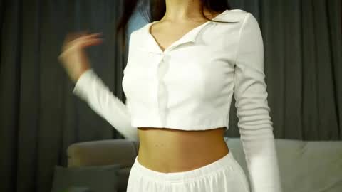 Snapshot of shytany chatting on 02.17.26 Tanya online show from 02.17.26