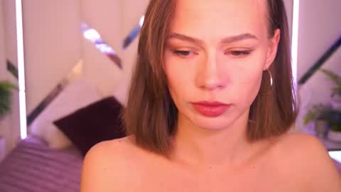 Snapshot of shyysiren chatting on 12.02.25 shyysiren online show from 12.02.25