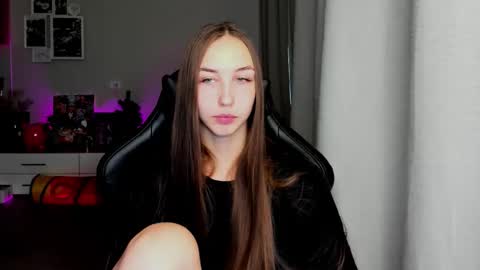 SIA online show from 09.28.25