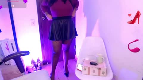 Snapshot of sia_ellis chatting on 06.09.26 Salome Next streaming 11102024 online show from 06.09.26