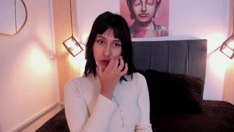 Snapshot of sia_roose chatting on 04.05.26 Sia online show from 04.05.26