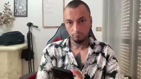 Snapshot of sidvicious23cm chatting on 05.04.26 sidvicious23cm online show from 05.04.26