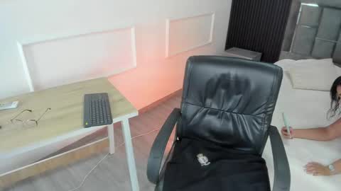 Siena Rosewood online show from 04.01.26