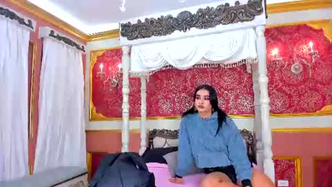 Snapshot of sienna_dark chatting on 06.16.26 SinnaDark online show from 06.16.26