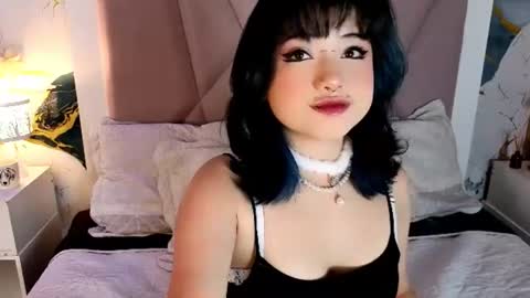 Snapshot of sienna_desiree chatting on 06.18.26 Sienna Desieree online show from 06.18.26