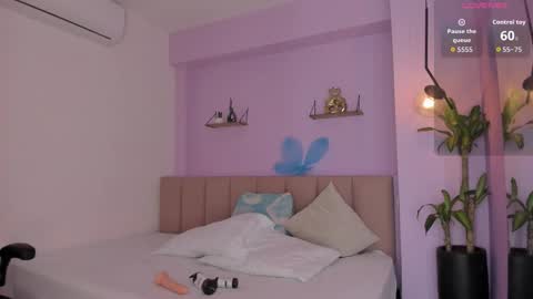 sienna_mg12 online show from 12.02.25