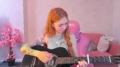 Sienna online show from 06.26.26