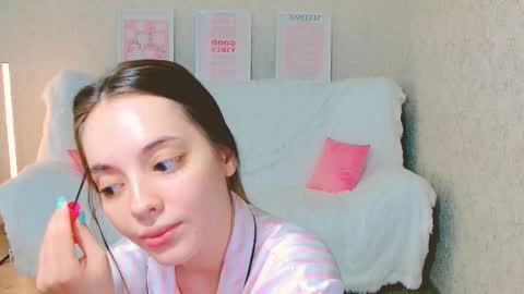 Sienna Mia online show from 06.08.26