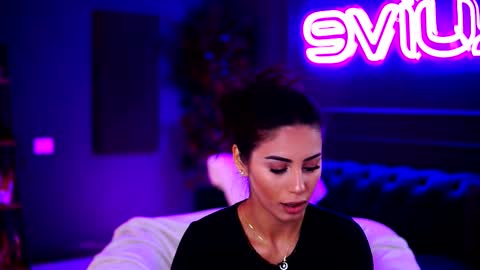 Sienna online show from 11.19.25