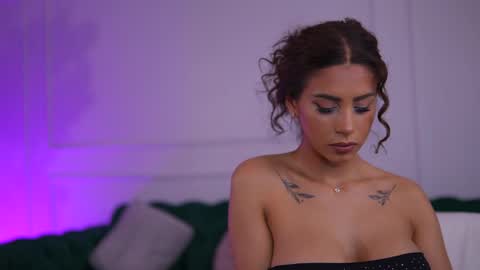 Sienna online show from 05.30.26