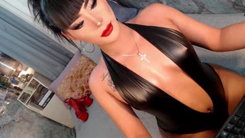 Sierrafina online show from 02.04.26