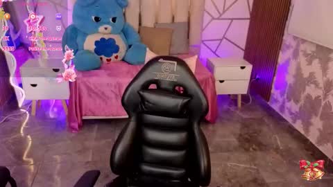 Siiam Tay online show from 12.03.25