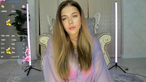 Snapshot of sikorasona chatting on 10.28.25 sikorasona online show from 10.28.25