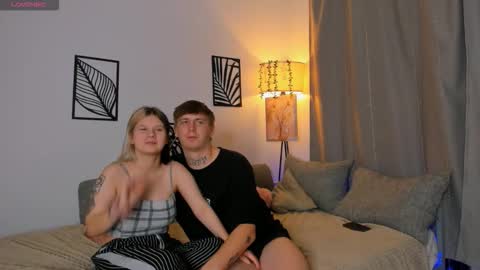 Snapshot of silentorbit chatting on 12.05.25 Jessica and Sam online show from 12.05.25