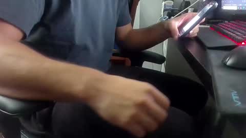 Snapshot of silentstroker1 chatting on 09.21.25 silentstroker1 online show from 09.21.25