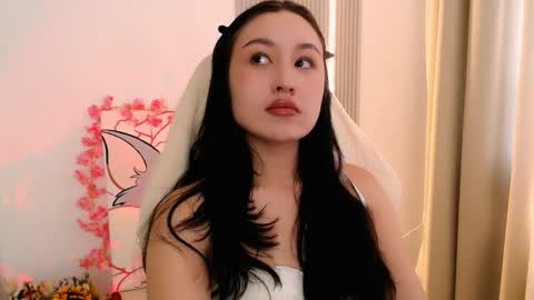 silk_ann online show from 04.11.26