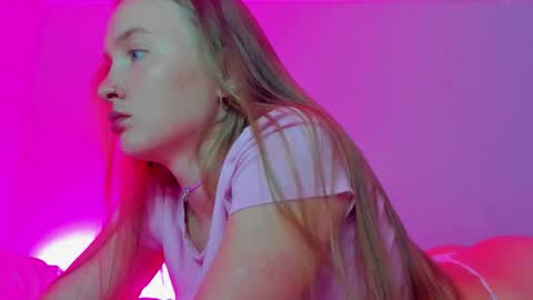 Mila online show from 09.10.25