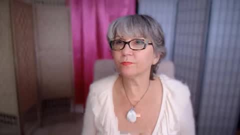 petra daniels online show from 11.14.25