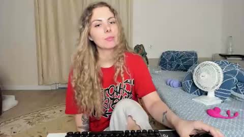 Snapshot of silkynancy99 chatting on 06.14.26 Nancy online show from 06.14.26