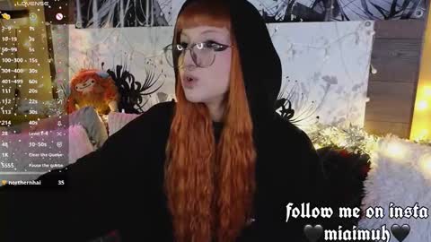 Mia online show from 12.19.25