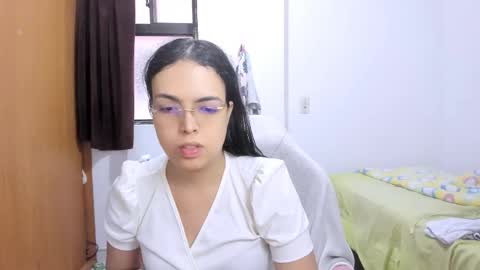 sarasweet online show from 10.17.25