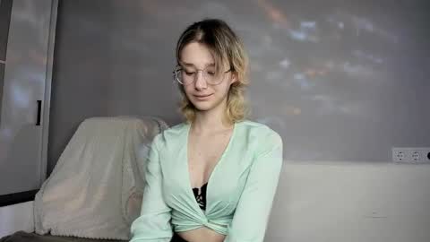 Snapshot of silva_tailll chatting on 03.07.26 silva online show from 03.07.26