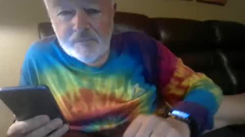 Daddy Bear online show from 10.20.25