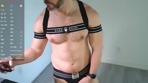 Snapshot of silverfawkesx chatting on 02.02.26 silverfawkesx online show from 02.02.26