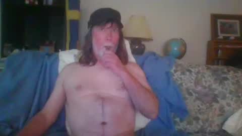 Snapshot of silverfunfox chatting on 02.12.25 silverfunfox online show from 02.12.25