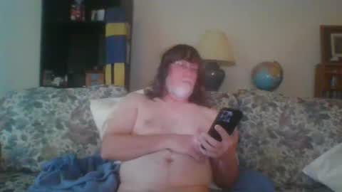 Snapshot of silverfunfox chatting on 03.05.25 silverfunfox online show from 03.05.25