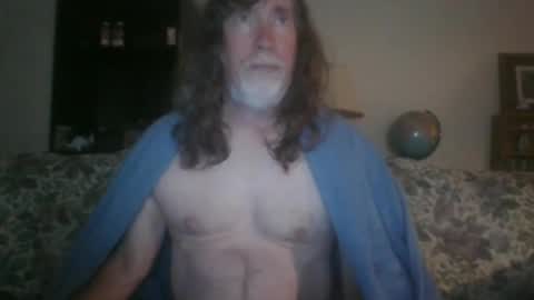 Snapshot of silverfunfox chatting on 10.07.25 silverfunfox online show from 10.07.25