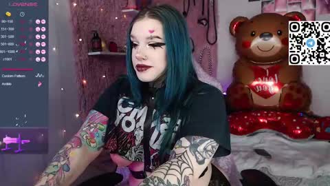 Snapshot of silvia_santorskii chatting on 02.13.25 silvia_santorskii online show from 02.13.25