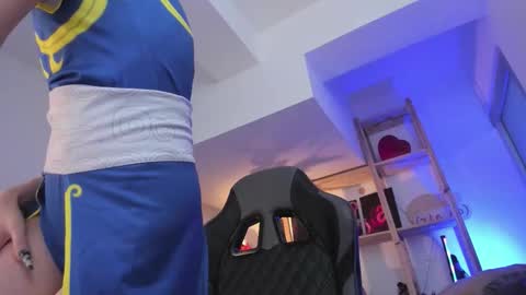 Wendy help me get get 69 likes  online show from 11.10.25