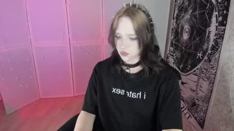 Snapshot of simochka_ chatting on 06.15.26 Simochka online show from 06.15.26