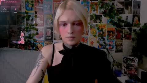 Simona online show from 10.04.25