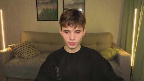 Snapshot of simonboy592 chatting on 04.06.26 Alex online show from 04.06.26