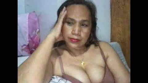 Carolyn online show from 01.15.25