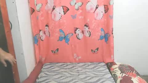 Snapshot of simpleladie15 chatting on 12.16.24 marisweet online show from 12.16.24