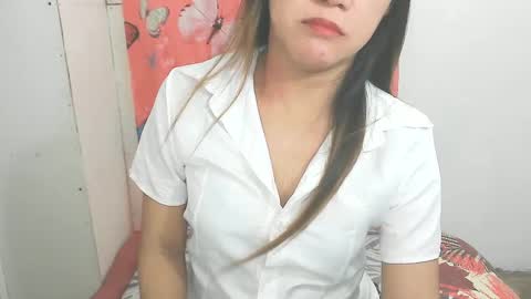 Snapshot of simpleladie15 chatting on 01.15.25 marisweet online show from 01.15.25