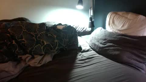 Snapshot of simplyminded chatting on 02.28.26 simplyminded online show from 02.28.26