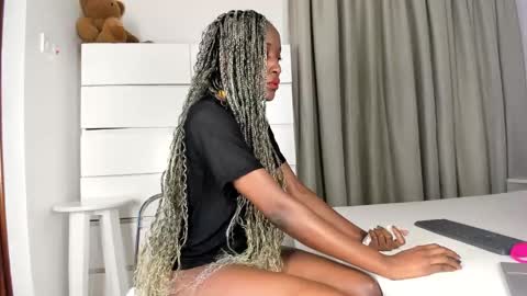 sincerre9_tara online show from 01.31.25