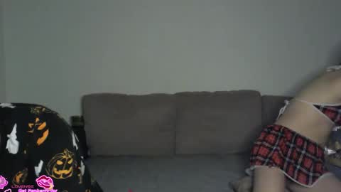 Snapshot of sinfulldesires chatting on 11.16.25 Two4Fun online show from 11.16.25