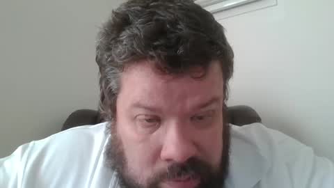 Snapshot of singledude_69 chatting on 12.28.24 SingleDude 69 online show from 12.28.24