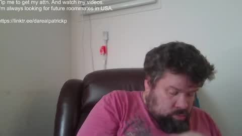 Snapshot of singledude_69 chatting on 11.04.25 SingleDude 69 online show from 11.04.25